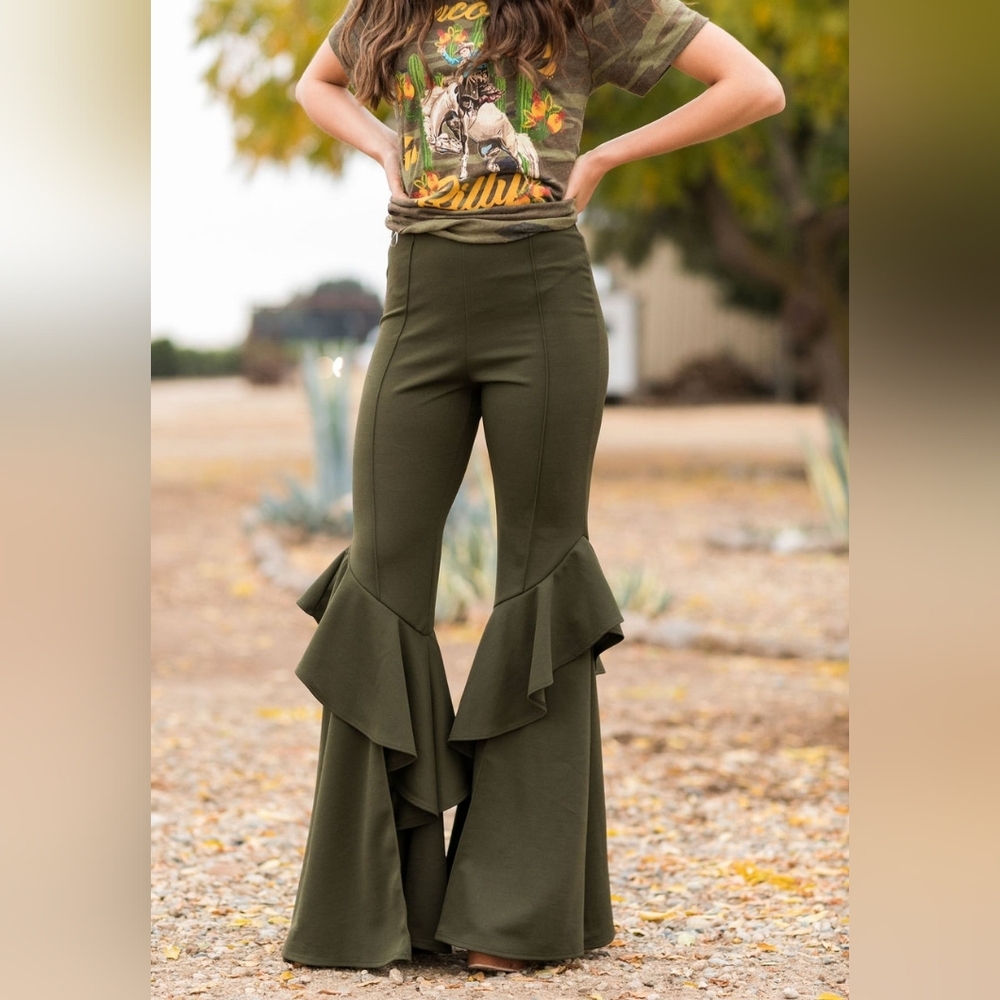 NWT Rodeo Quincy Senorita bells flare ruffle pants In Olive Green